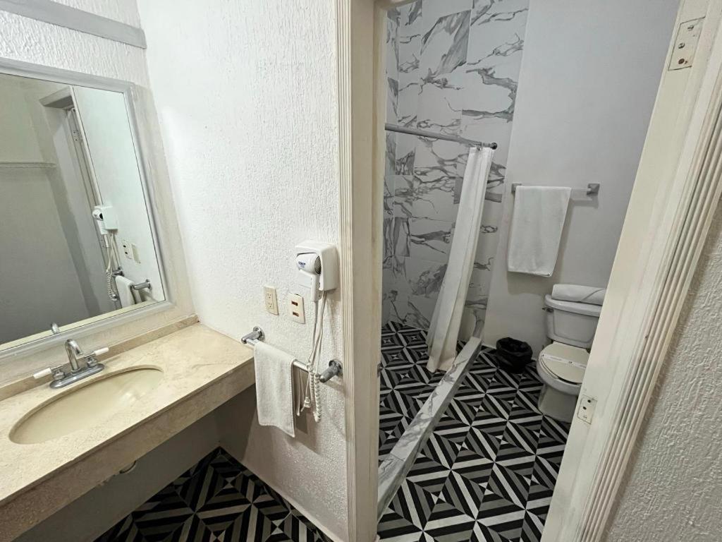 Pachuca Hotel Del Valle Inn מראה חיצוני תמונה