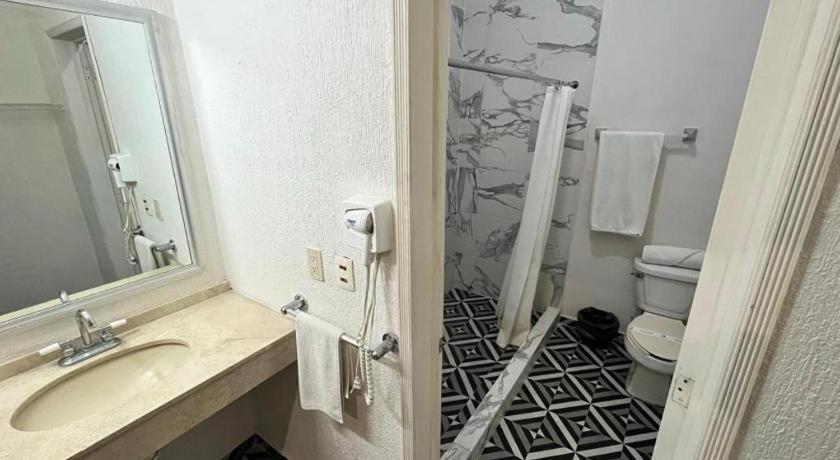 Pachuca Hotel Del Valle Inn מראה חיצוני תמונה